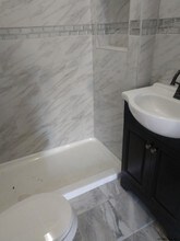 21 Elk St-Unit -201 & 401 in Albany, NY - Building Photo - Building Photo