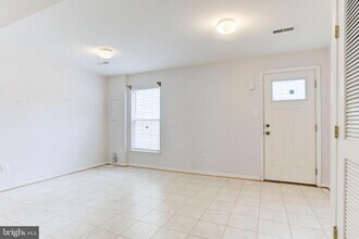 4014 Fountain Bridge Ct in Fredericksburg, VA - Building Photo - Building Photo