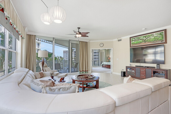 230 Ocean Grande Blvd in Jupiter, FL - Building Photo - Building Photo