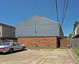 1400 Hickory Ave Apartments