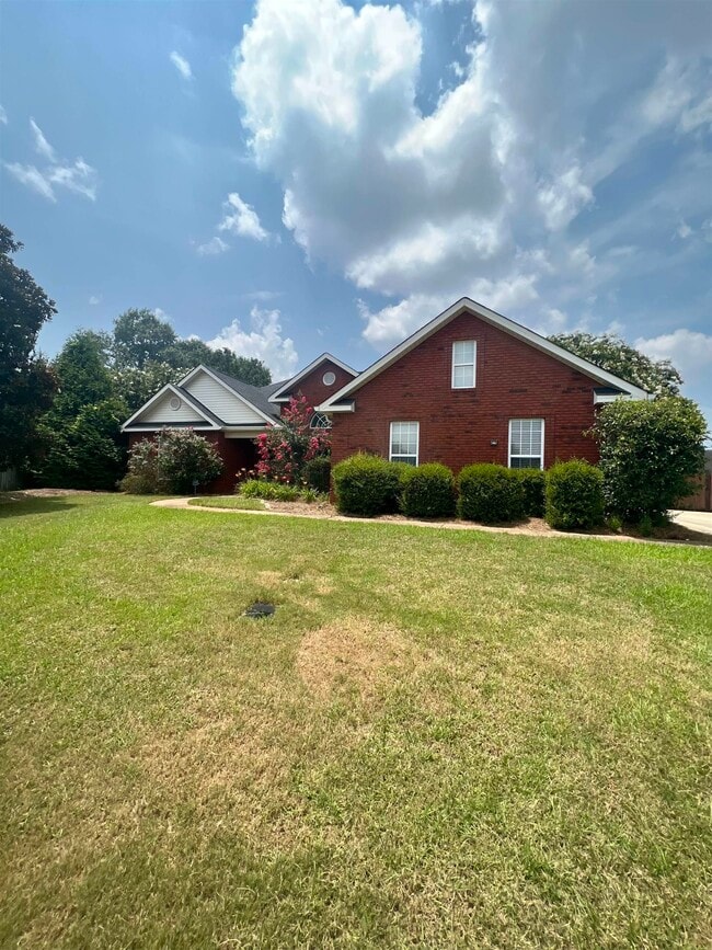 105 Starky Pl in Warner Robins, GA - Building Photo - Building Photo