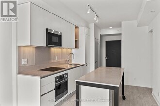 39-2939 Mary St in Barrie, ON - Building Photo - Building Photo