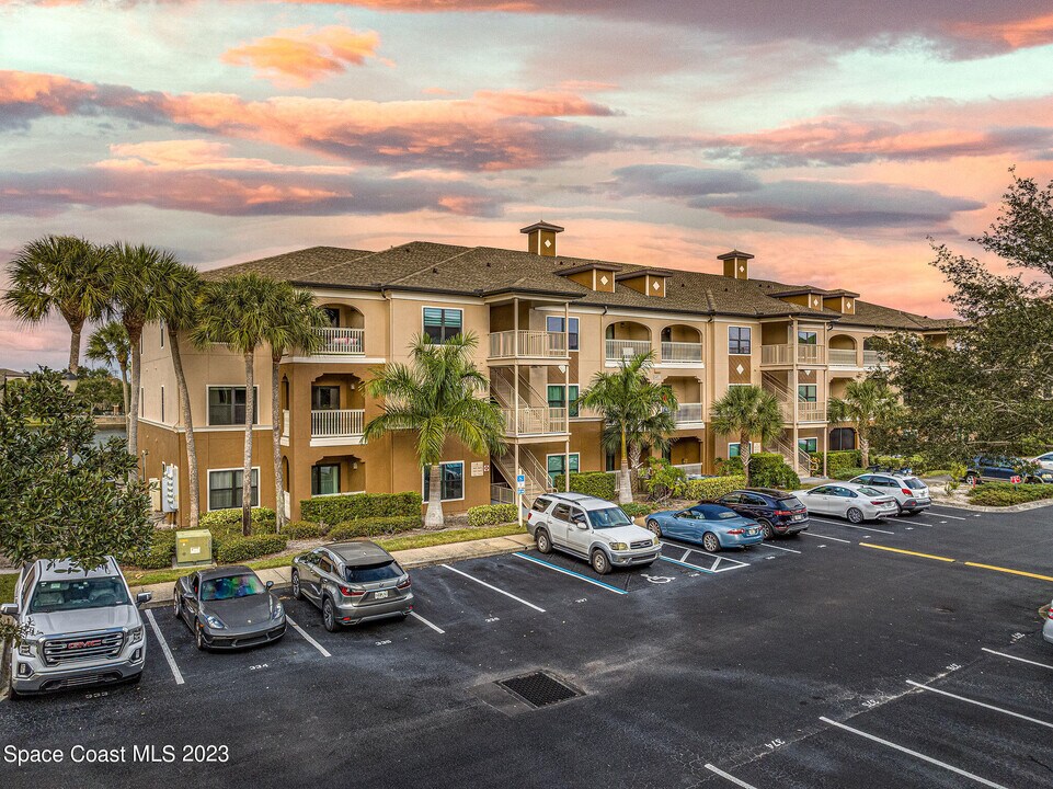6451 Borasco Dr in Melbourne, FL - Building Photo