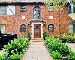 429 Hawthorne St in Houston, TX - Building Photo