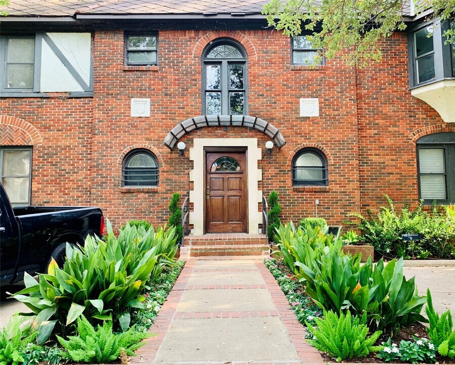 429 Hawthorne St in Houston, TX - Building Photo