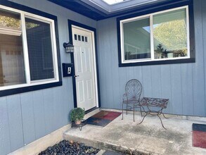 1311 Walnut Ave in Austin, TX - Building Photo - Building Photo