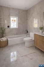 45 Lincoln Ave in Cliffside Park, NJ - Building Photo - Building Photo