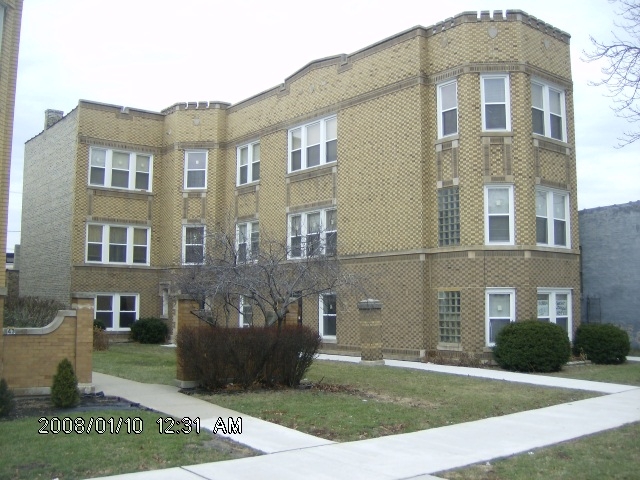 4332 W Walton St in Chicago, IL - Building Photo