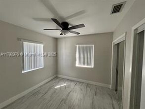 7417 SW 31st St in Miami, FL - Building Photo - Building Photo