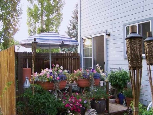 property at 346 S Elm St