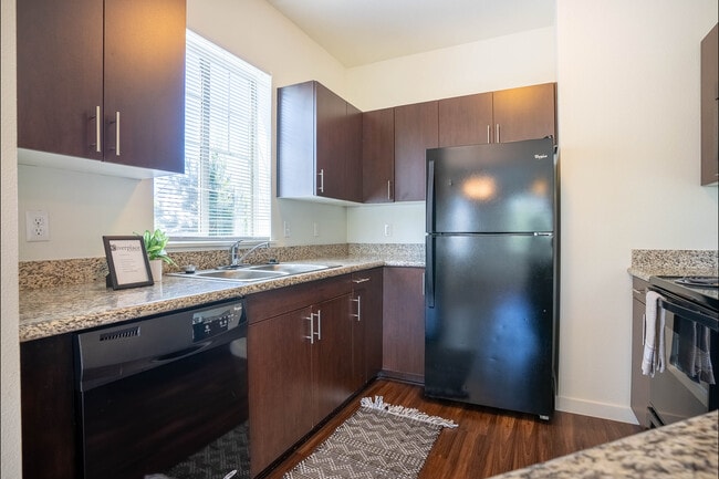 Riverplace Apartment Homes