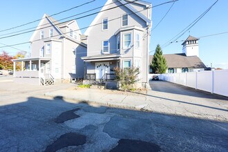 5 Shaw St in Quincy, MA - Foto de edificio - Building Photo