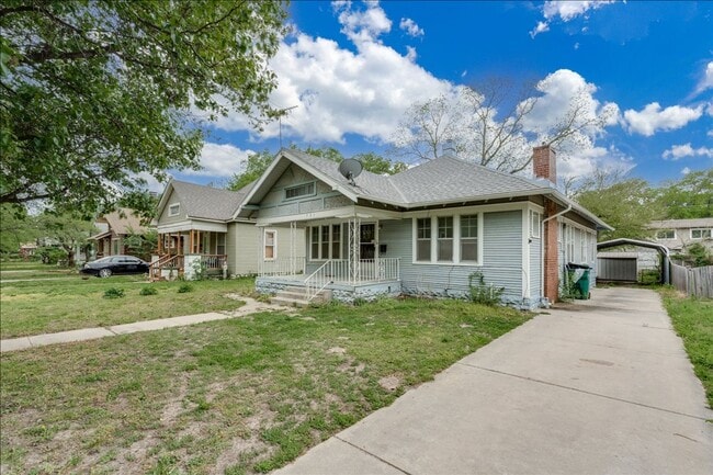 321 Chautauqua in Wichita, KS - Building Photo - Building Photo