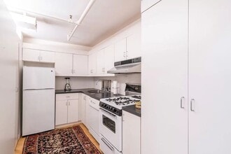 50 Warren St, Unit 8 in New York, NY - Foto de edificio - Building Photo