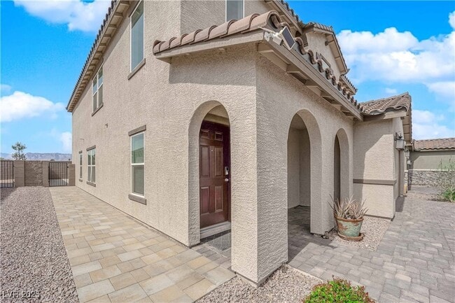 8753 Vermont Vis St in Las Vegas, NV - Building Photo - Building Photo