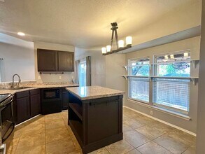 2507 Woodline St in San Antonio, TX - Building Photo - Building Photo