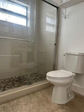 15730 SW 103rd Ave in Miami, FL - Building Photo - Building Photo