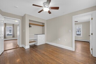 130 Dalton St in Lowell, MA - Building Photo - Building Photo