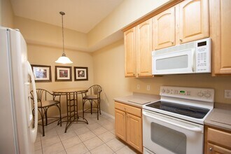 9416 Myrtle Creek Ln in Orlando, FL - Building Photo - Building Photo