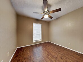 3314 Beaver Glen Dr in Houston, TX - Building Photo - Building Photo