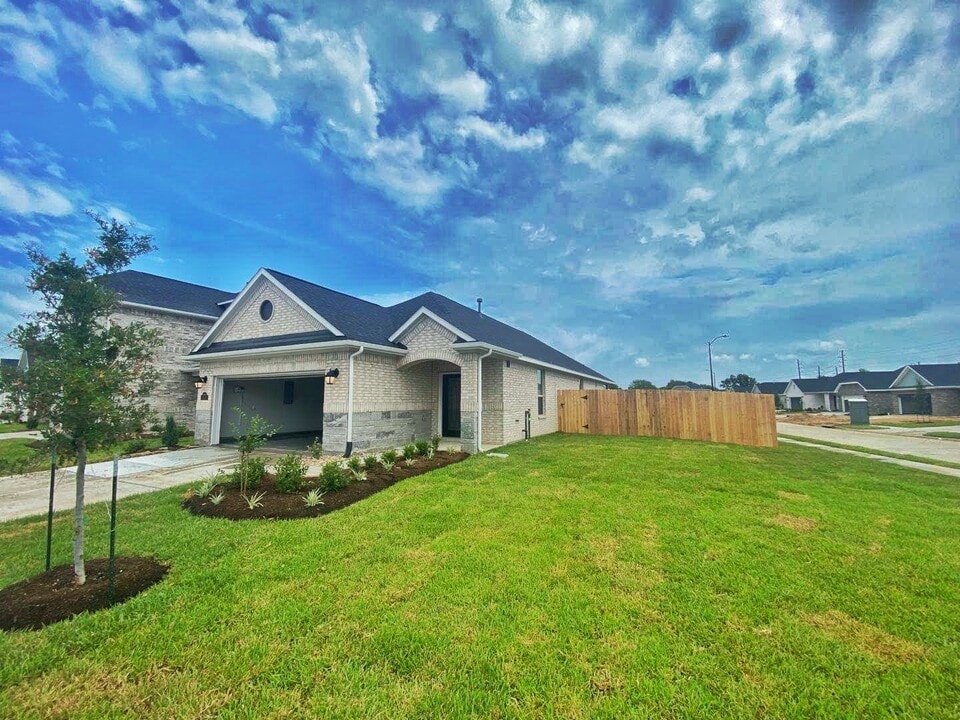 31310 Spotted Saddle Hollow in Fulshear, TX - Building Photo