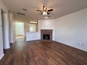 8404 Autumn Creek Trail in Fort Worth, TX - Building Photo - Building Photo