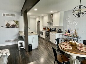 2699 Hazelnut Trl, Unit 2699 in Sun Prairie, WI - Foto de edificio - Building Photo