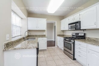 411 Merritt St, Unit 8304 in Grand Prairie, TX - Building Photo - Building Photo