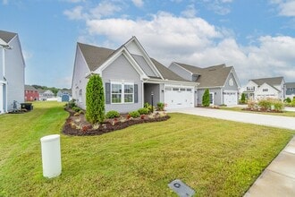 3405 Machelhe Is Ln in Elizabeth City, NC - Building Photo - Building Photo