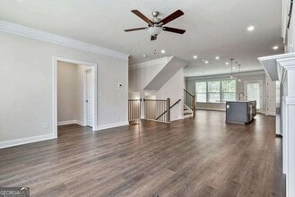 1395 Harris Way S in Brookhaven, GA - Building Photo - Building Photo