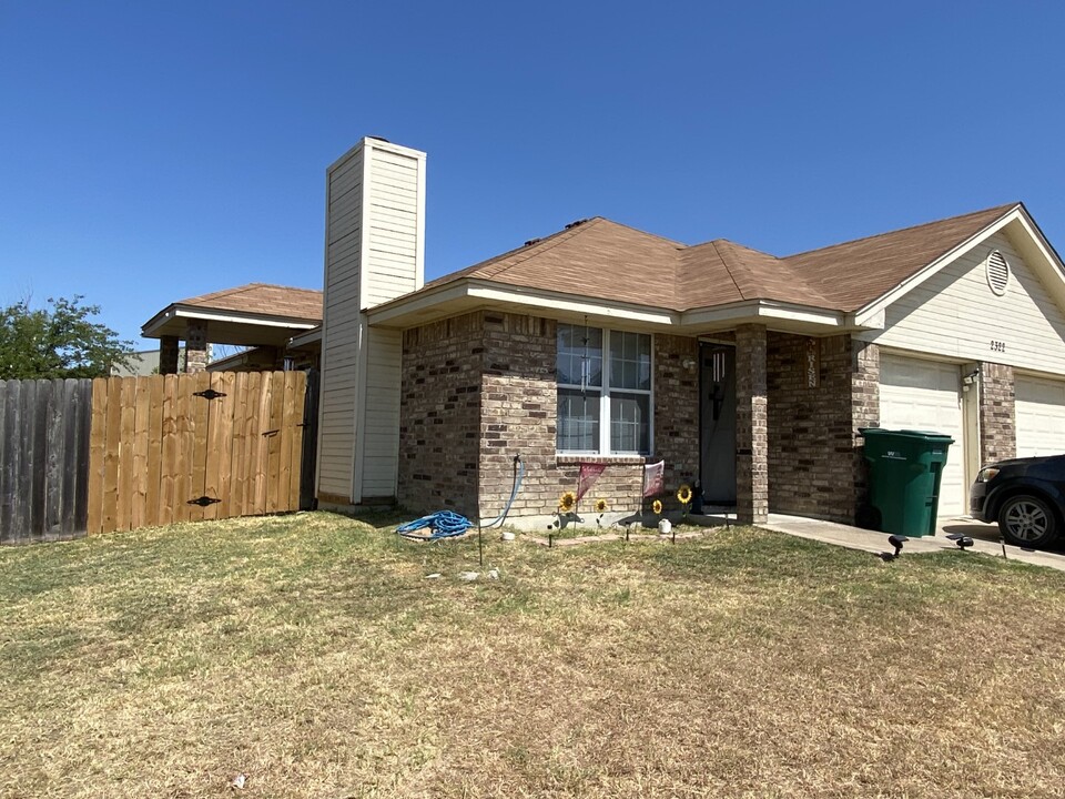 2322 Wildewood Dr, Unit A in Harker Heights, TX - Foto de edificio