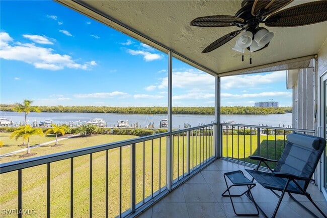 property at 309 Goodlette-Frank Rd