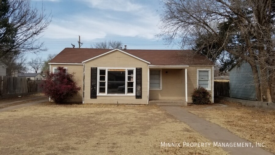 4010 32nd St in Lubbock, TX - Building Photo