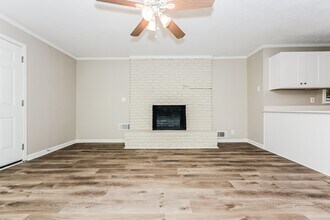 3723 Eagle Woods Cir in Stonecrest, GA - Building Photo - Building Photo