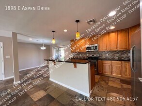 1898 E Aspen Dr in Tempe, AZ - Building Photo - Building Photo