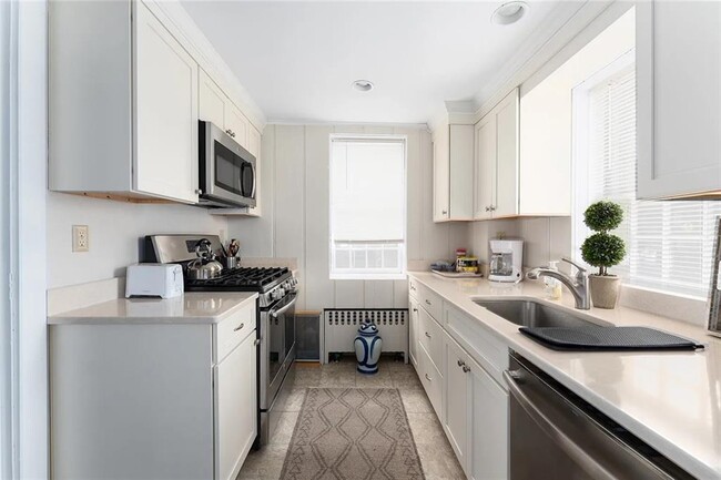 115 John St in Newport, RI - Building Photo - Building Photo