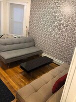 109 Strathmore Rd in Boston, MA - Building Photo