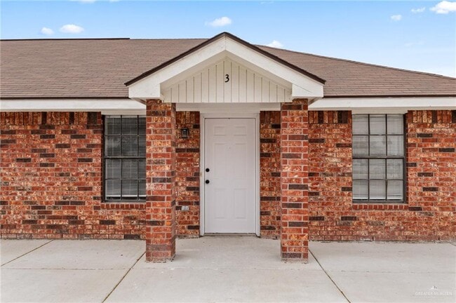 14 E Peter St in Edinburg, TX - Building Photo - Building Photo