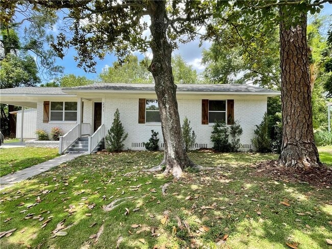property at 271 Jennings Ct
