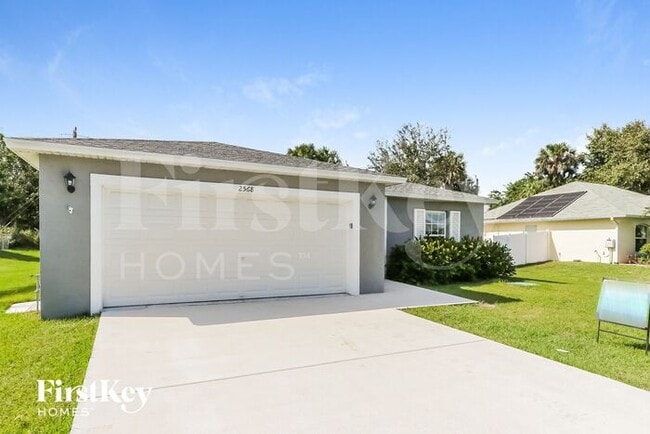 2568 SW Deckard St in Port St. Lucie, FL - Building Photo - Building Photo