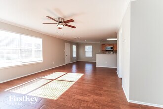 12902 Trail Hollow Ct in Pearland, TX - Foto de edificio - Building Photo