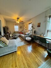 2315 N Greenview Ave in Chicago, IL - Building Photo - Building Photo