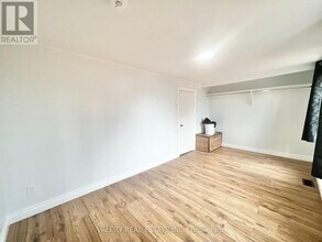 67 Queen Mary St in Ottawa, ON - Building Photo - Building Photo