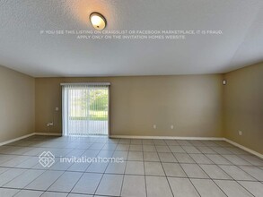 510 Brown Bear Way in St. Cloud, FL - Building Photo - Building Photo