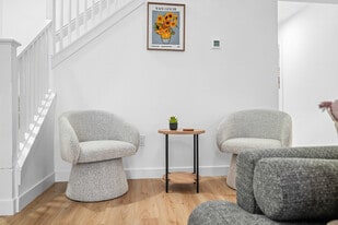 1019 Central Ave, Unit SI ID1397948P in Columbus, IN - Building Photo