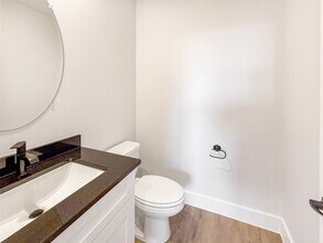 5607 Mobeetie Lp in Bee Cave, TX - Building Photo - Building Photo