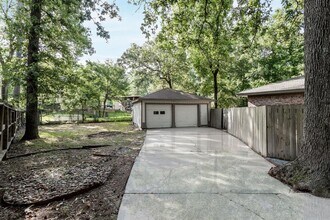 24326 Pine Canyon Dr in Spring, TX - Building Photo - Building Photo