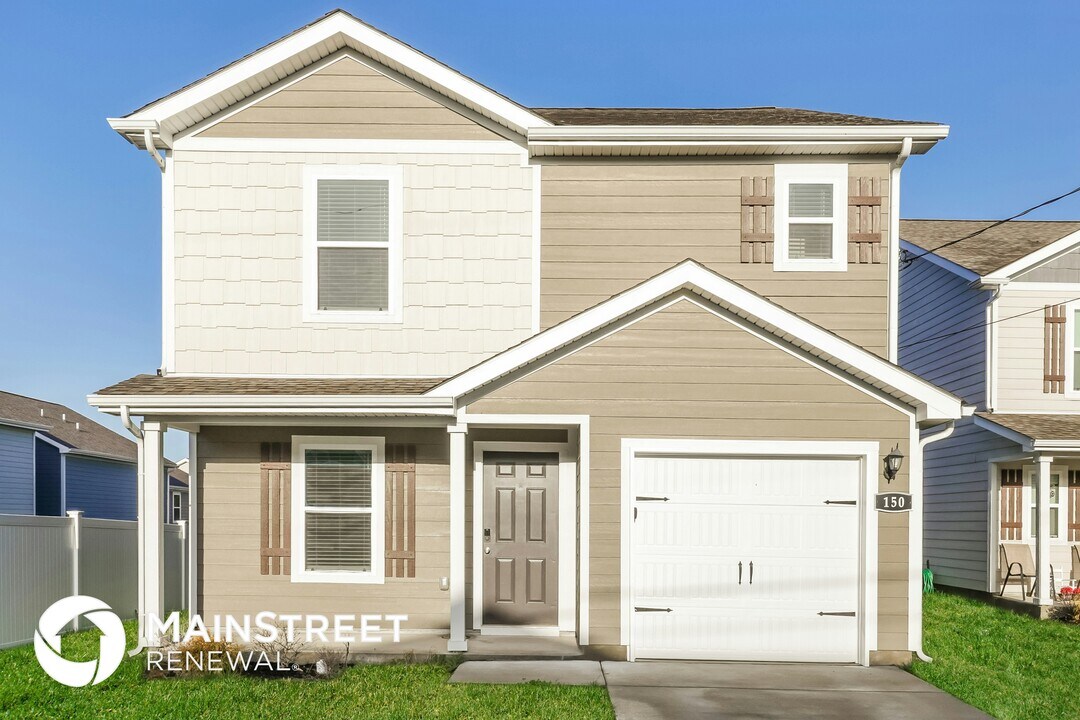 150 Westcott St in La Vergne, TN - Foto de edificio