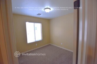 5832 E Holmes Ave in Mesa, AZ - Foto de edificio - Building Photo