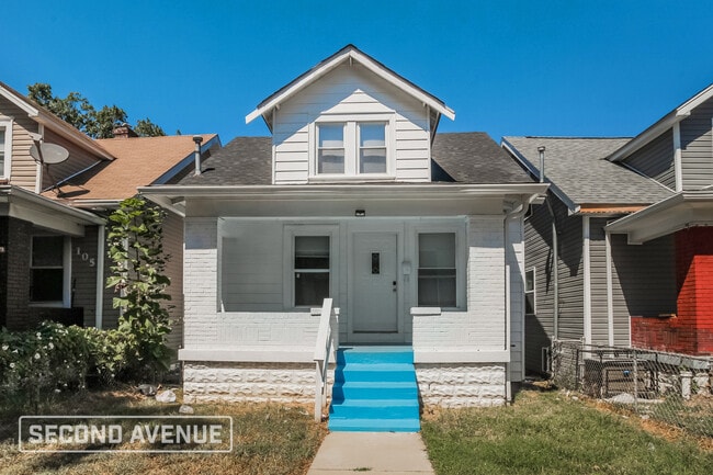 property at 103 Saunders Ct